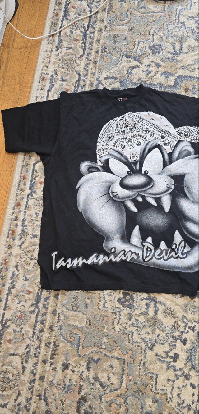 Vintage Y2K Lot 29 Taz Bandana Big Print Tee Shirt Men's XL New Without TagsDesc
